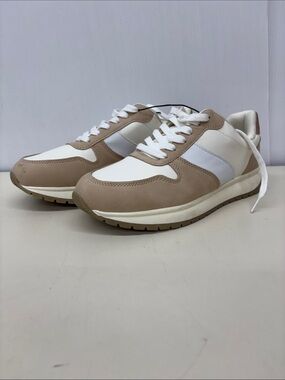 Time and Tru Beige and White Low-Top Sneakers